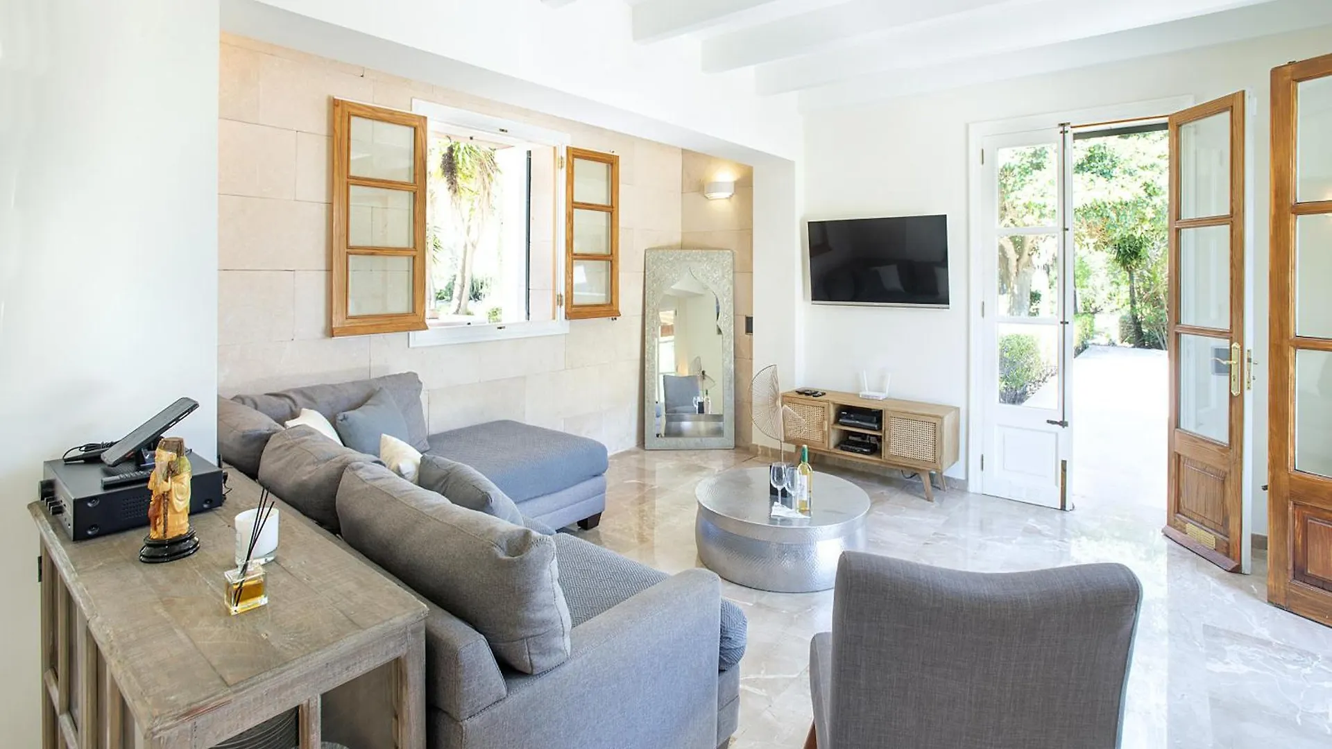 Luxury Villa Can Bregat By Js Villas Port de Pollença